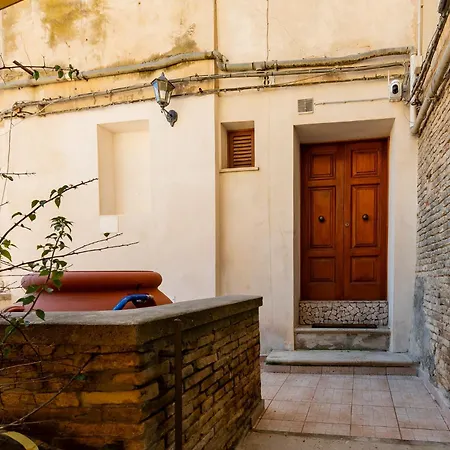 شقة Guesthost - Vasto Vibes - Centro Storico *